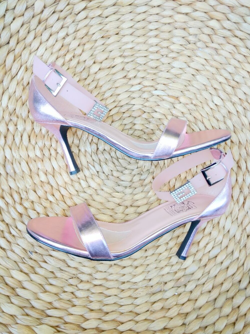 Special Occasions by Saugus Shoe Pink Sandal NWT